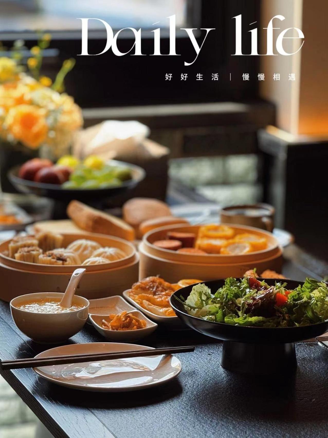 Happy Dragon Courtyard- Newly Renovated With French Windows, Near Tian'Anmen Forbidden City,Lama Temple And Heaven Temple, 3Minutes Walk From Subway,Fluent English Speaking With Tourist Sights Tickets Service ,Free Coffee &Laundry Service Pekin Dış mekan fotoğraf