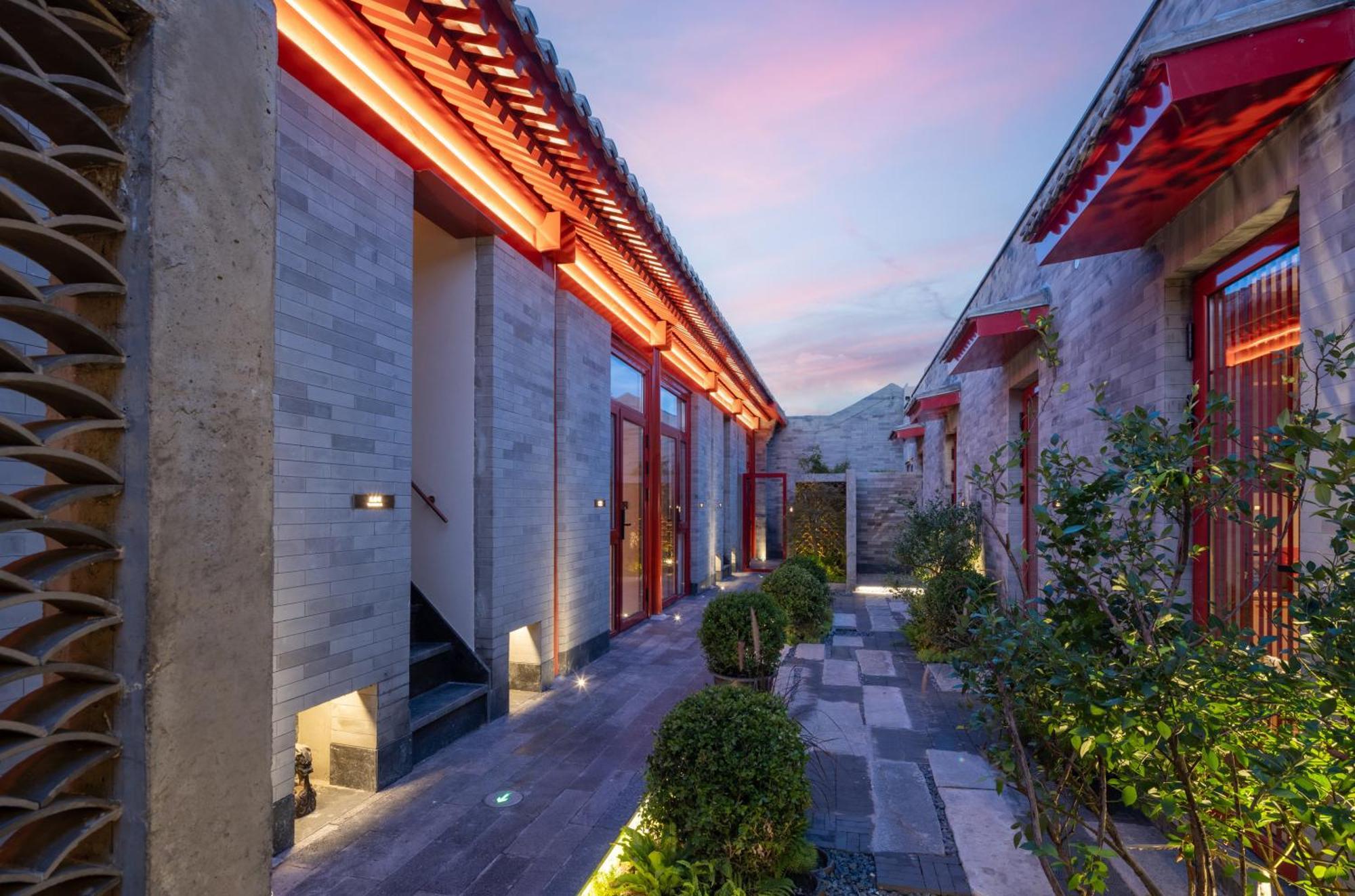 Happy Dragon Courtyard- Newly Renovated With French Windows, Near Tian'Anmen Forbidden City,Lama Temple And Heaven Temple, 3Minutes Walk From Subway,Fluent English Speaking With Tourist Sights Tickets Service ,Free Coffee &Laundry Service Pekin Dış mekan fotoğraf